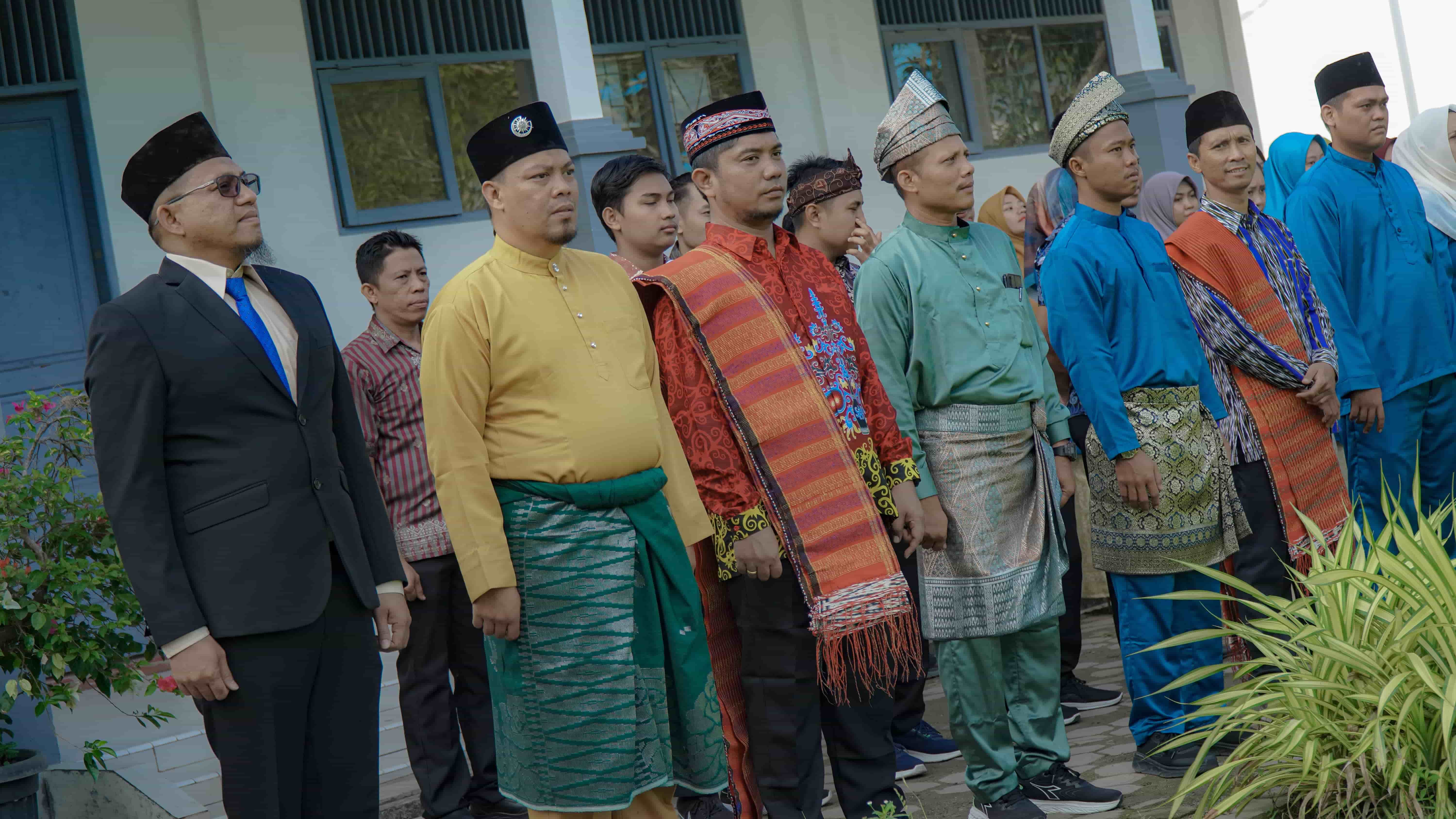 Semarak Hardiknas 2025 di SMK Negeri 1 Air Putih: Upacara Khidmat dan Kegiatan Edukatif